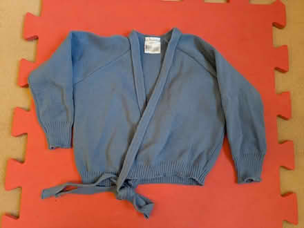 Photo of free Preloved Dance Clothes And Shoes, 3-5 YO (Brook Street CM14) #3