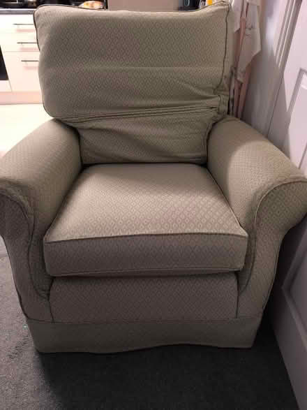 Photo of free Single sofa chair (Allerton BD15) #1