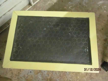 Photo of free Wooden Storage Box (didsbury M20) #4