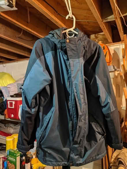 Photo of free Men's Medium Columbia Ski Jacket (McKellar Park/Westboro) #1