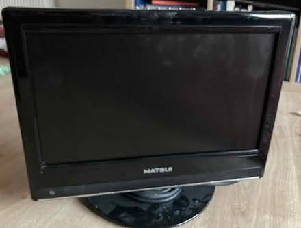 Photo of free 20in TV - Not A Smart TV (Queen’s Rd Peckham) #1