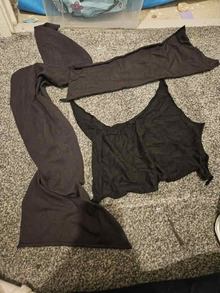 Photo of free Material: stretch jersey (Liverpool L17) #2