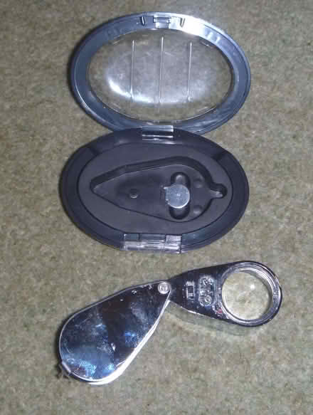 Photo of free Magnifying glass (Raymond's Hill EX13) #1