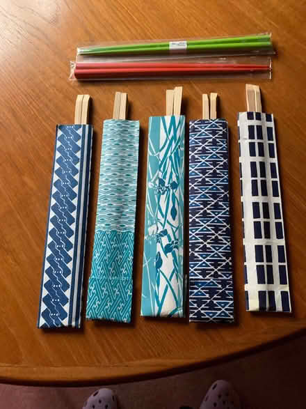 Photo of free Chinese:plate and bowl, 4 cups, 7 sets of chopstickss (Cutteslowe OX2) #1