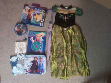 Photo of free Frozen bundle (Priestwood RG42) #1