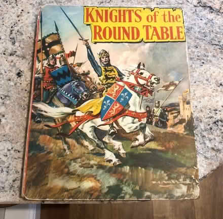 Photo of free Knights of the Round Table book (Myton Park CV32) #1