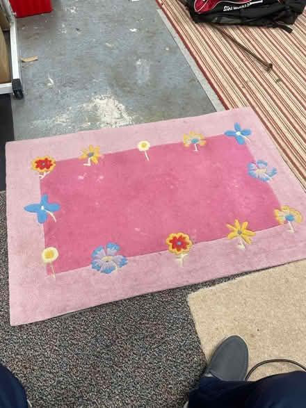Photo of free Kids rug (Sevenoaks TN13) #1