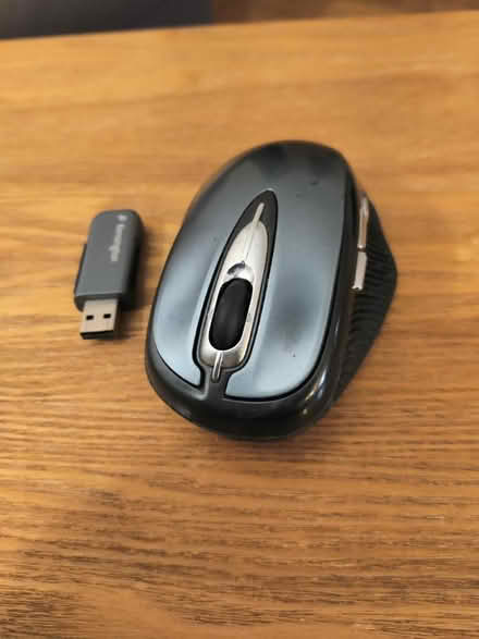 Photo of free Cordless Bluetooth mouse (Brooklyn, Flatbush) #1