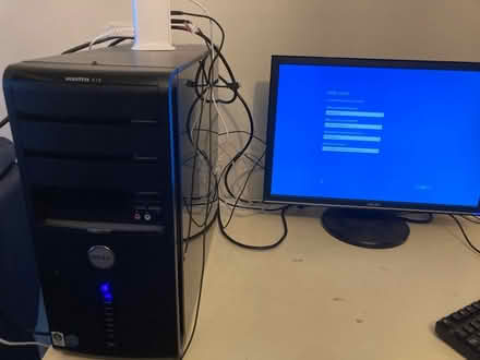 Photo of free PC base unit (RG8 Pangbourne) #1