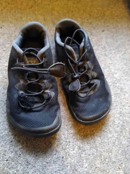Photo of free UK size 1 black pumps (Sale moor M33) #1