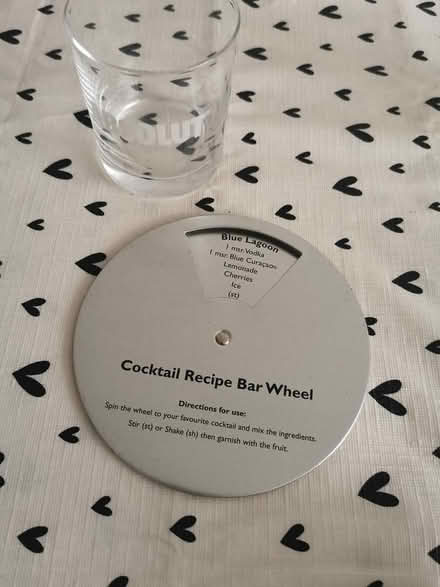 Photo of free Cocktail recipe bar wheel and glass (Br3) #1