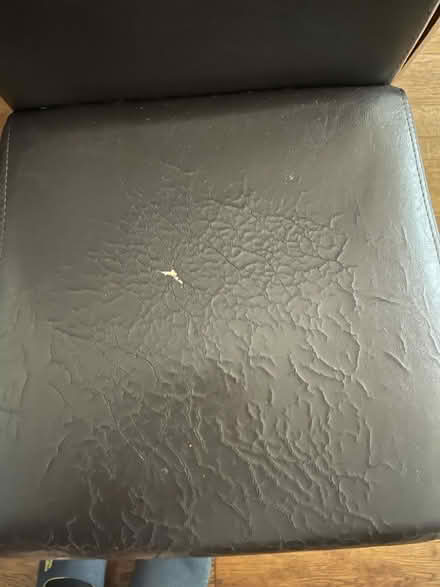 Photo of free 4x Dinning room chairs (Farnborough) #4