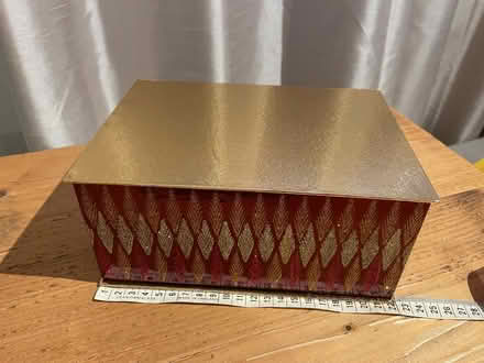 Photo of free Red & gold glittery gift box (201 Streatham High Road) #1