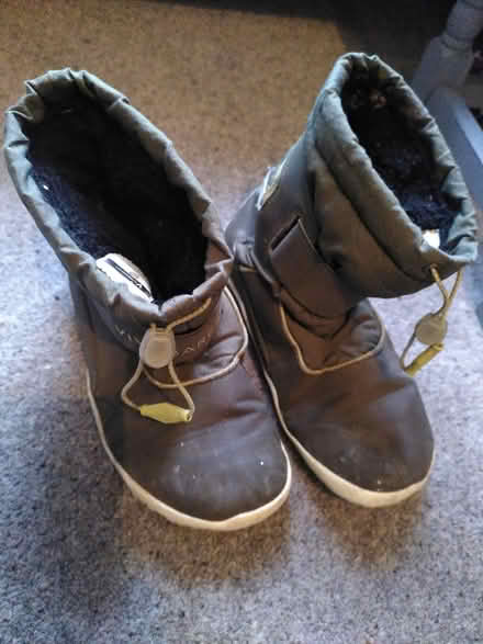 Photo of free size 13 Vivo barefoot winter boots (Sale moor M33) #1