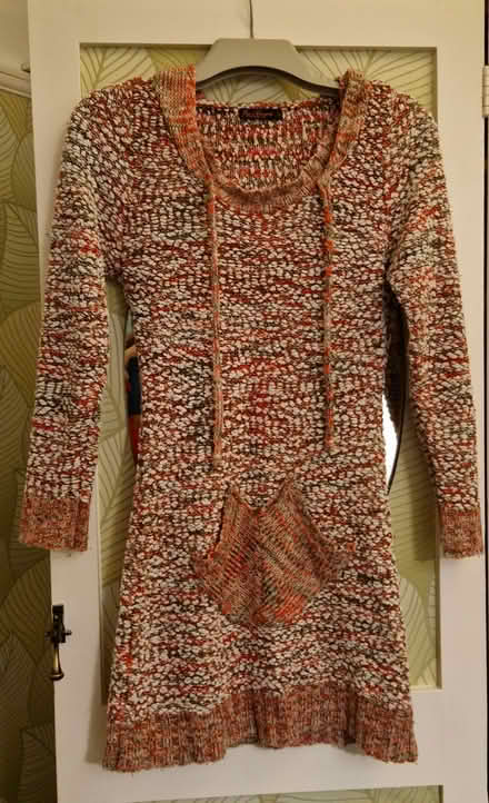 Photo of free Ladies size 10 clothing (Tipner PO2) #4