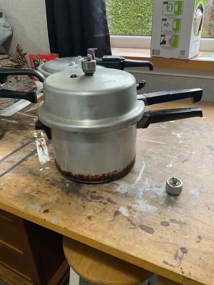 Photo of free Pressure cookers (CW11) #3