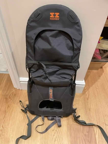 Photo of free Minimeis shoulder carrier (Huntingdon Rd & Storey's Way) #2