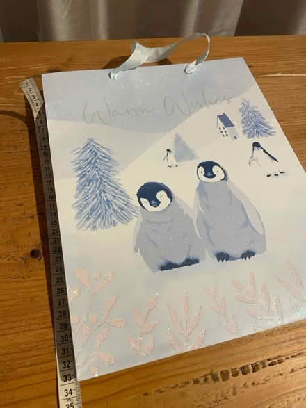 Photo of free Blue & white penguin gift bag (201 Streatham High Road) #2