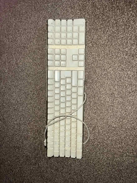 Photo of free Apple keyboard (haslingfield) #1