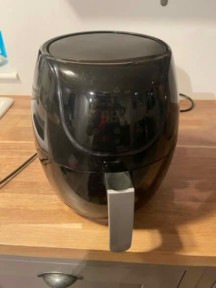 Photo of free Air fryer (Near Chipping Sodbury, BS37) #2
