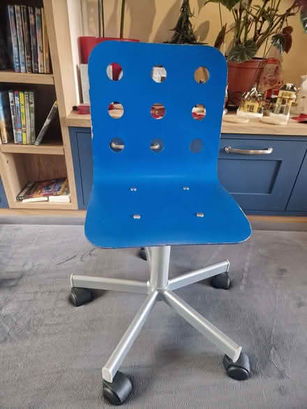 Photo of free Kids wheely chair (Steeple Aston OX25) #1