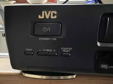 Photo of free JVC video player (Knotty Green HP9) #4