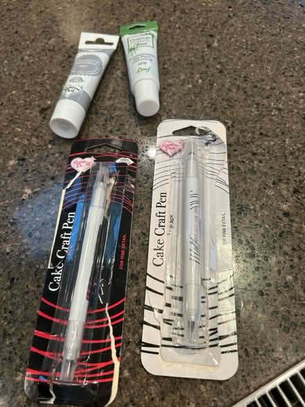 Photo of free Cake decorating pens and gel colour (Eastcote HA5) #3
