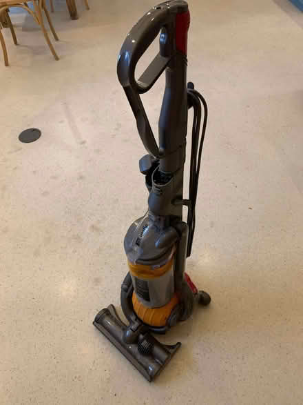 Photo of free DYSON DC25 : works but new brush bar switch needed/fixing (Chipping Campden GL55) #3