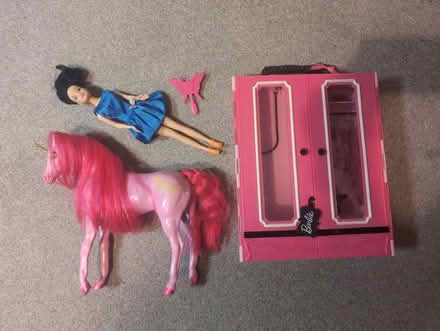 Photo of free Pink doll & unicorn set (Priestwood RG42) #1