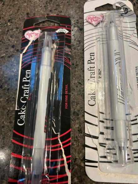 Photo of free Cake decorating pens and gel colour (Eastcote HA5) #4