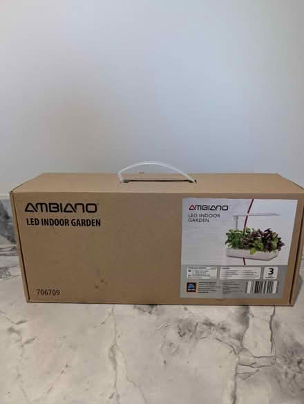 Photo of free LED indoor garden (Durham DH1) #1