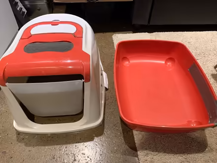 Photo of free Kitty Litter Bin (East End Toronto) #2