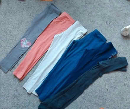 Photo of Girls trousers size 9-10 years (Wood Green N22) #1