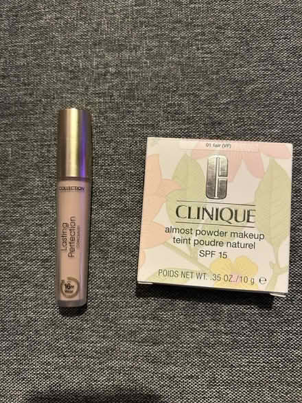Photo of free Clinique make up (Ware SG12) #1