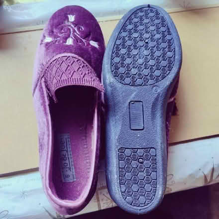 Photo of free Slippers (Reddish SK5) #1