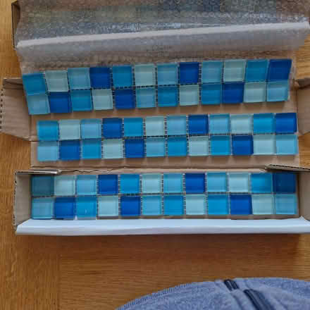 Photo of free Original Style Mosiac Border Tiles (Berrylands KT5) #3