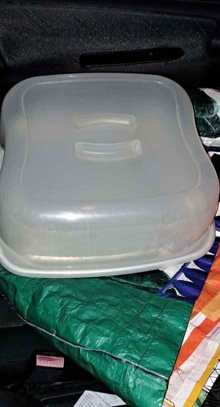 Photo of free Cake box (South Tonbridge TN9) #1