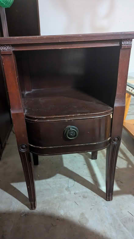 Photo of free hall table and jewelry chest (T. O Lynn Rd) #1