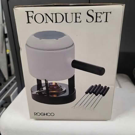 Photo of free Fondue set #1
