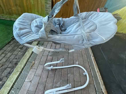Photo of free Baby bouncer chair (Se279) #3