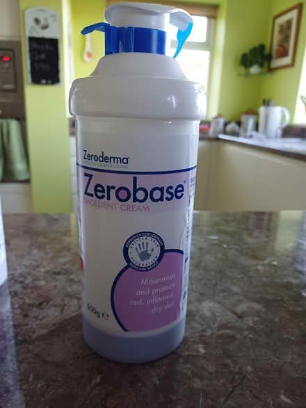 Photo of free Zero Base Emollient Cream (S18 1RU) #1