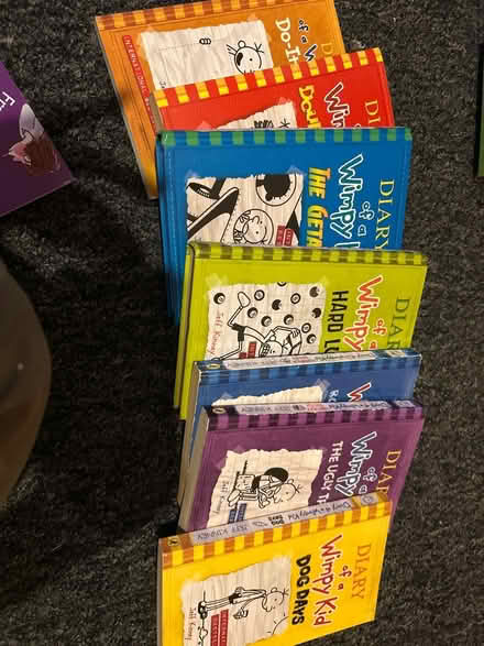 Photo of free Diary of a wimpy kid books (B29) #1