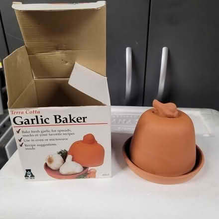 Photo of free Garlic Baker #1
