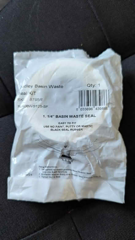 Photo of free Dudley Basin Waste Seal KIT (Princes Park) #1