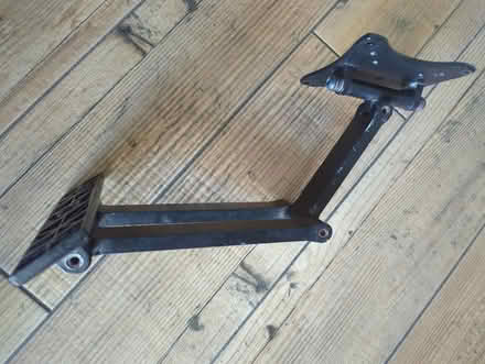 Photo of free TV wall mount (Kibworth Beauchamp LE8) #4