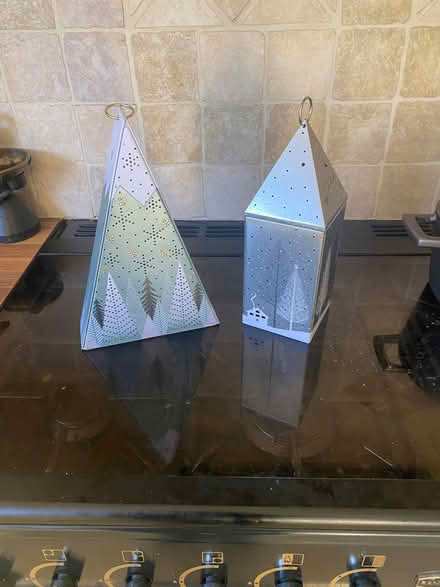 Photo of free Christmas decorations (Woodley RG5) #1