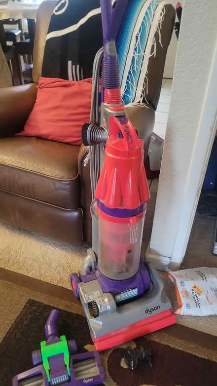 Photo of free Dyson vacuum (Lakewood, Sunnyvale) #1