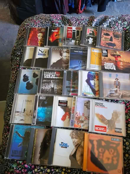 Photo of free CD collection (Chesham HP5) #1