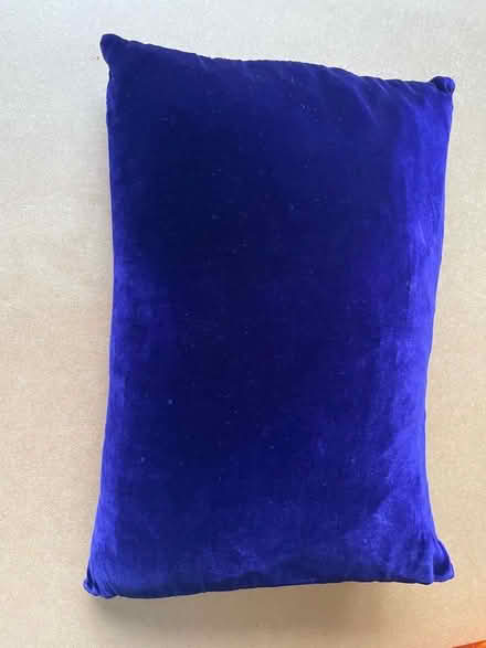 Photo of free heatable pillow (Liberton EH16) #1