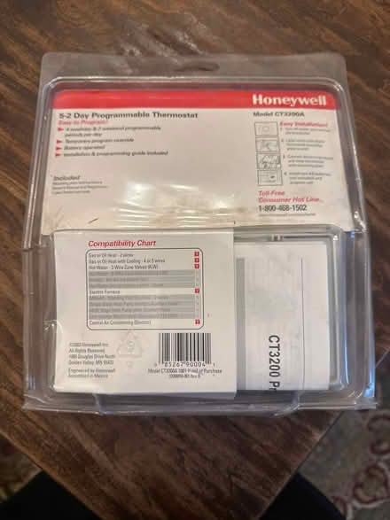 Photo of free thermostat new (demarest) #3